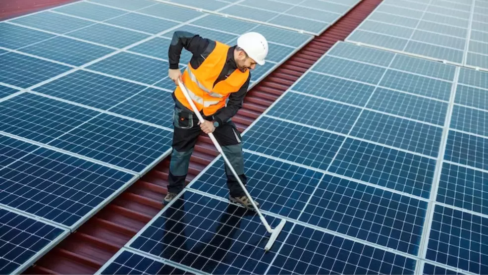 64ef0992515f2577358111ef Blog Feature Image How to clean solar panels